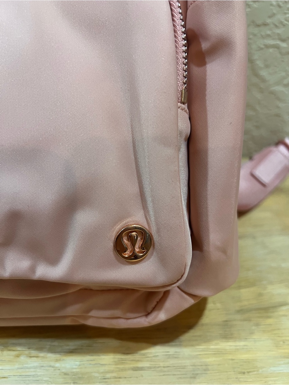 lululemon Everywhere Backpack small metal hardware colo:tros/shok/rsgo 11.5L - Picture 5 of 6